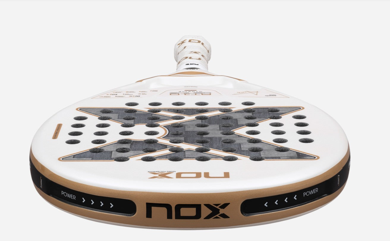🎾 NOX AT10 Genius 12K Alum 26 – Agustín Tapia Padel Racket