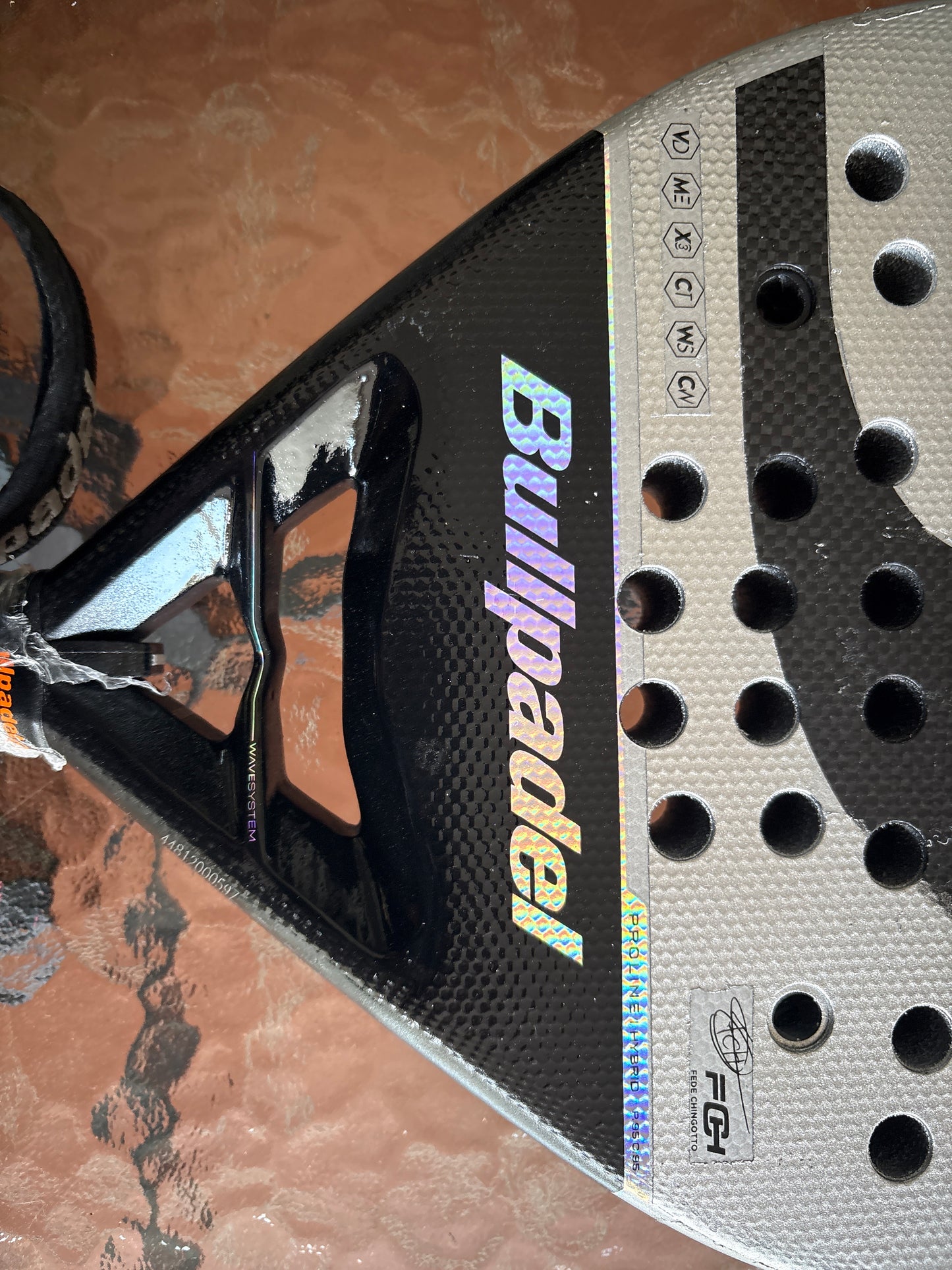 🎾 2025 Bullpadel Neuron Padel Racket