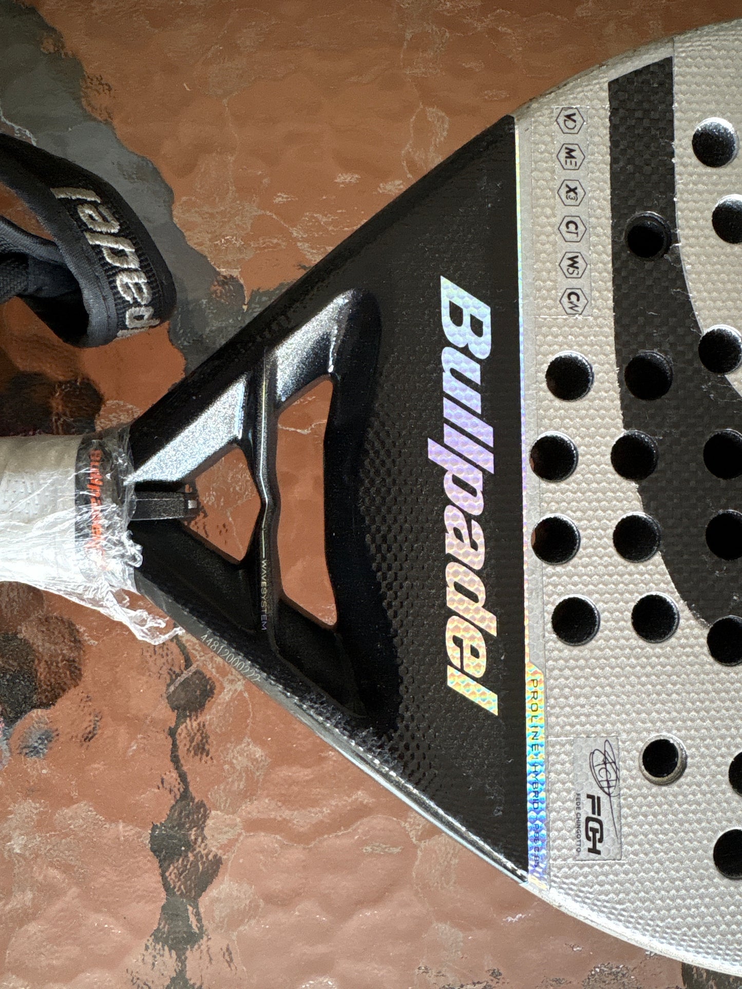 🎾 2025 Bullpadel Neuron Padel Racket