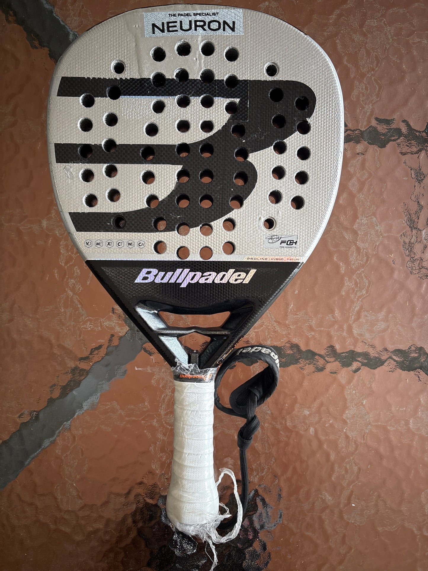 🎾 2025 Bullpadel Neuron Padel Racket