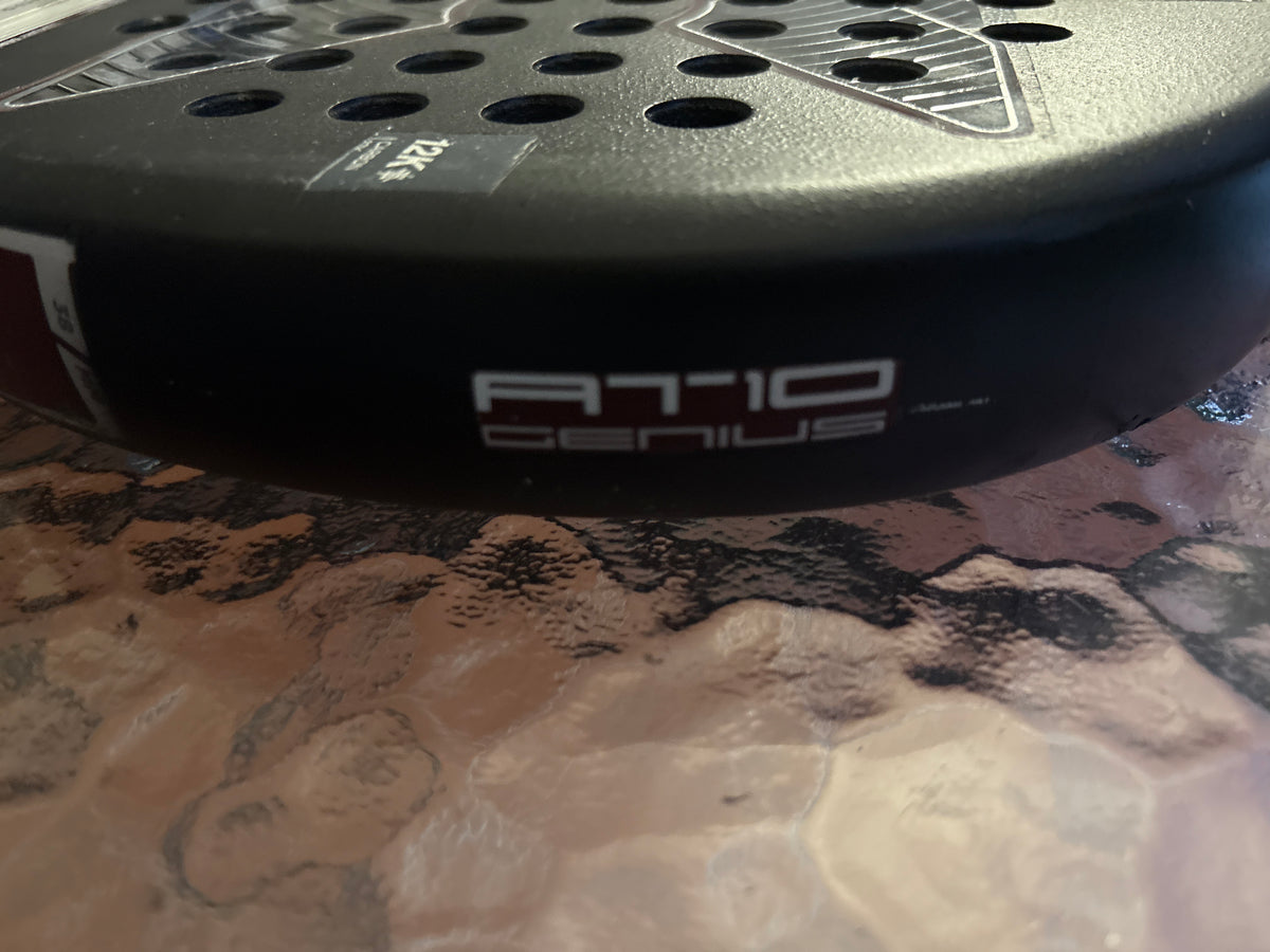 🧠🎾 PREOWNED NOX AT10 GENIUS 12K PADEL RACKET 🎾🧠