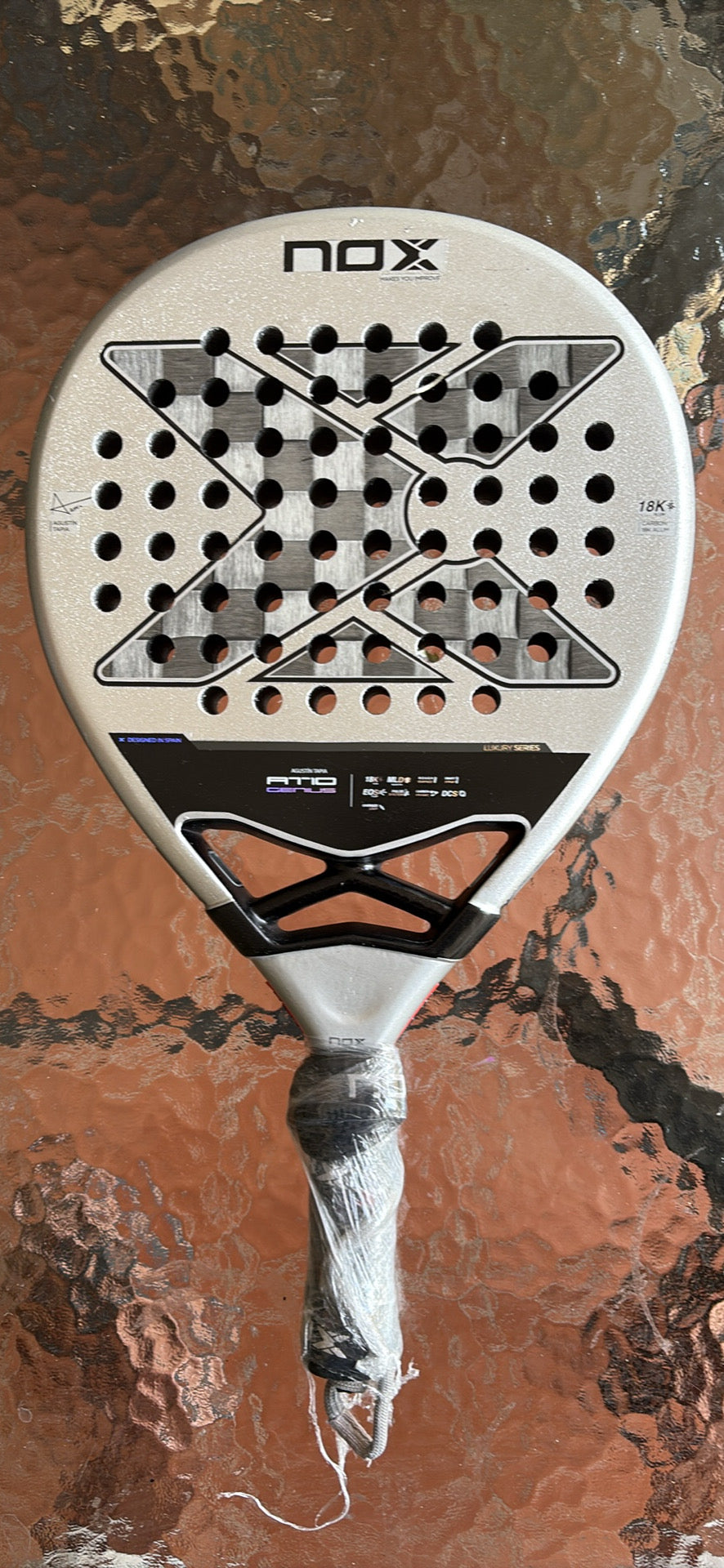🎾🔥 PREOWNED NOX AT10 LUXURY GENIUS 18K ALUM PADEL RACKET 🔥🎾