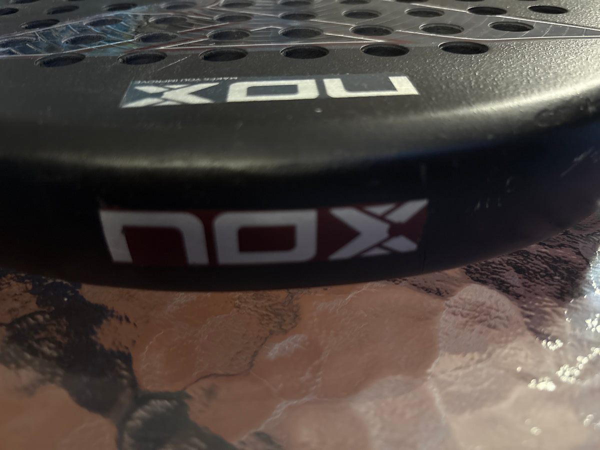 🧠🎾 PREOWNED NOX AT10 GENIUS 12K PADEL RACKET 🎾🧠