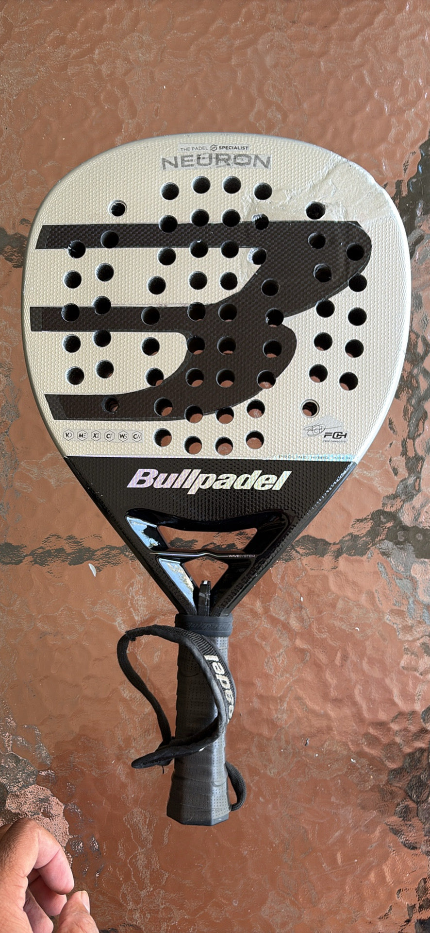 🎾 2025 Bullpadel Neuron Padel Racket