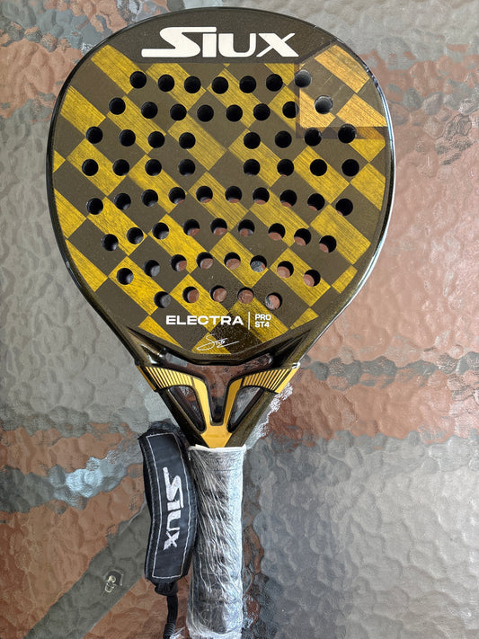 🎨 Custom Padel Racket Branding & Decal Application