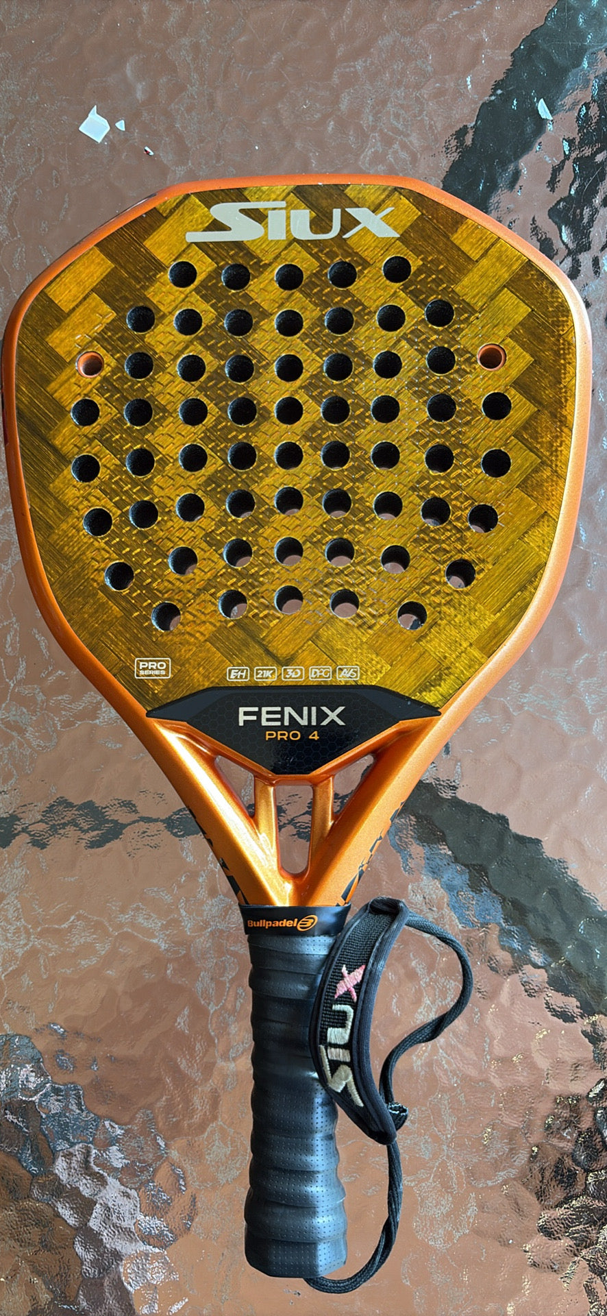🔥🦅 PREOWNED SIUX FENIX PRO 4 PADEL RACKET 🦅🔥