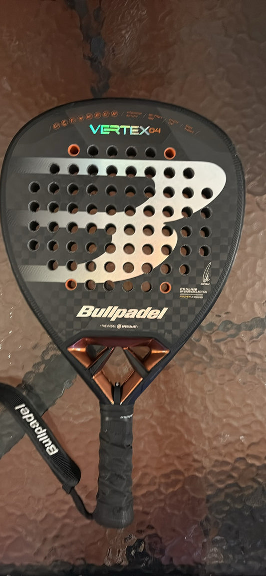 🎾 Bullpadel Vertex 04 Padel Racket – Pre-Owned
